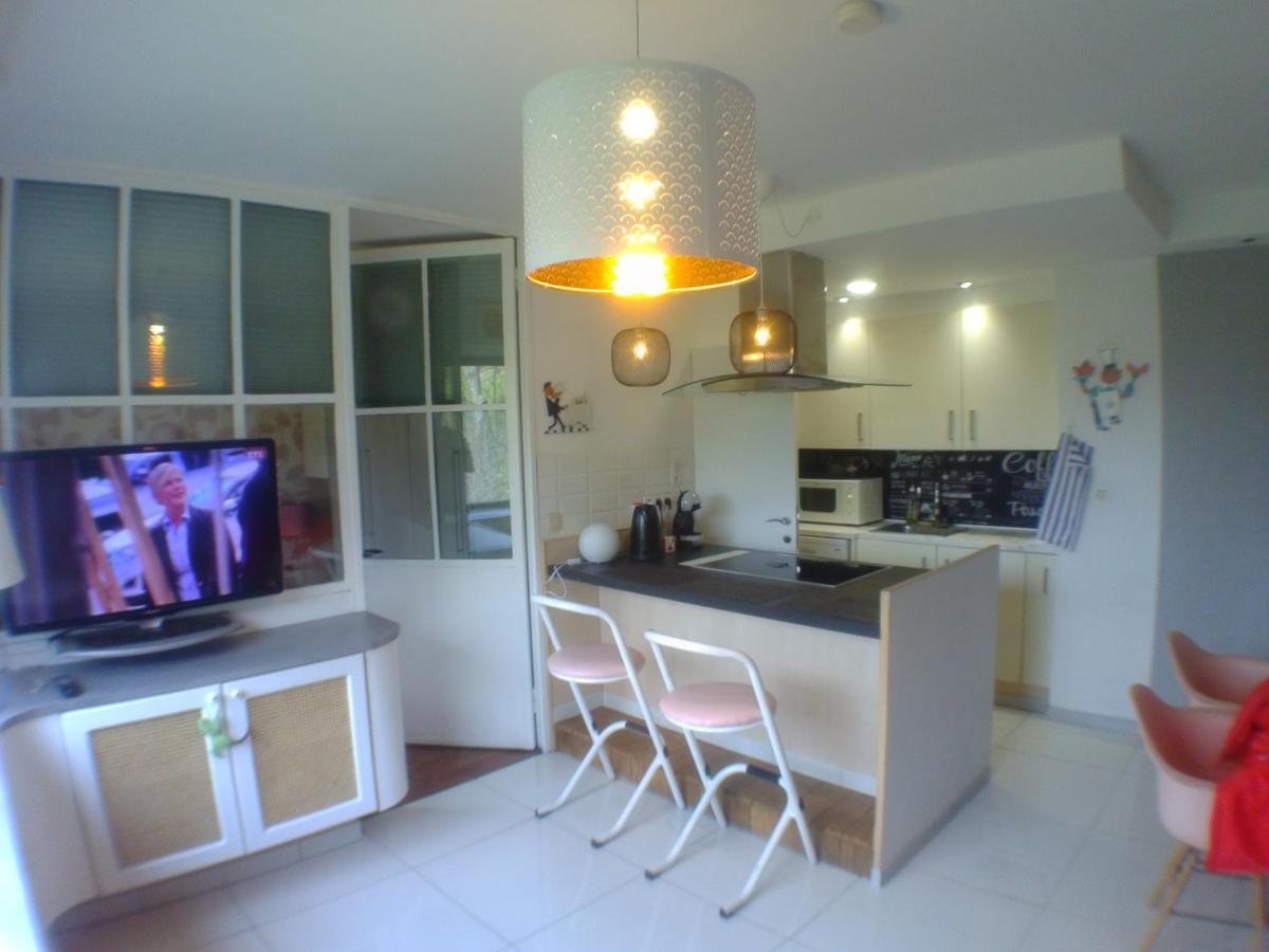 Liege Centre 6 Rue Montagne Sainte Walburge, 4000 Liege, Pour 2 Pers A 3 Minutes De La Gare St Lambert Appartement Buitenkant foto