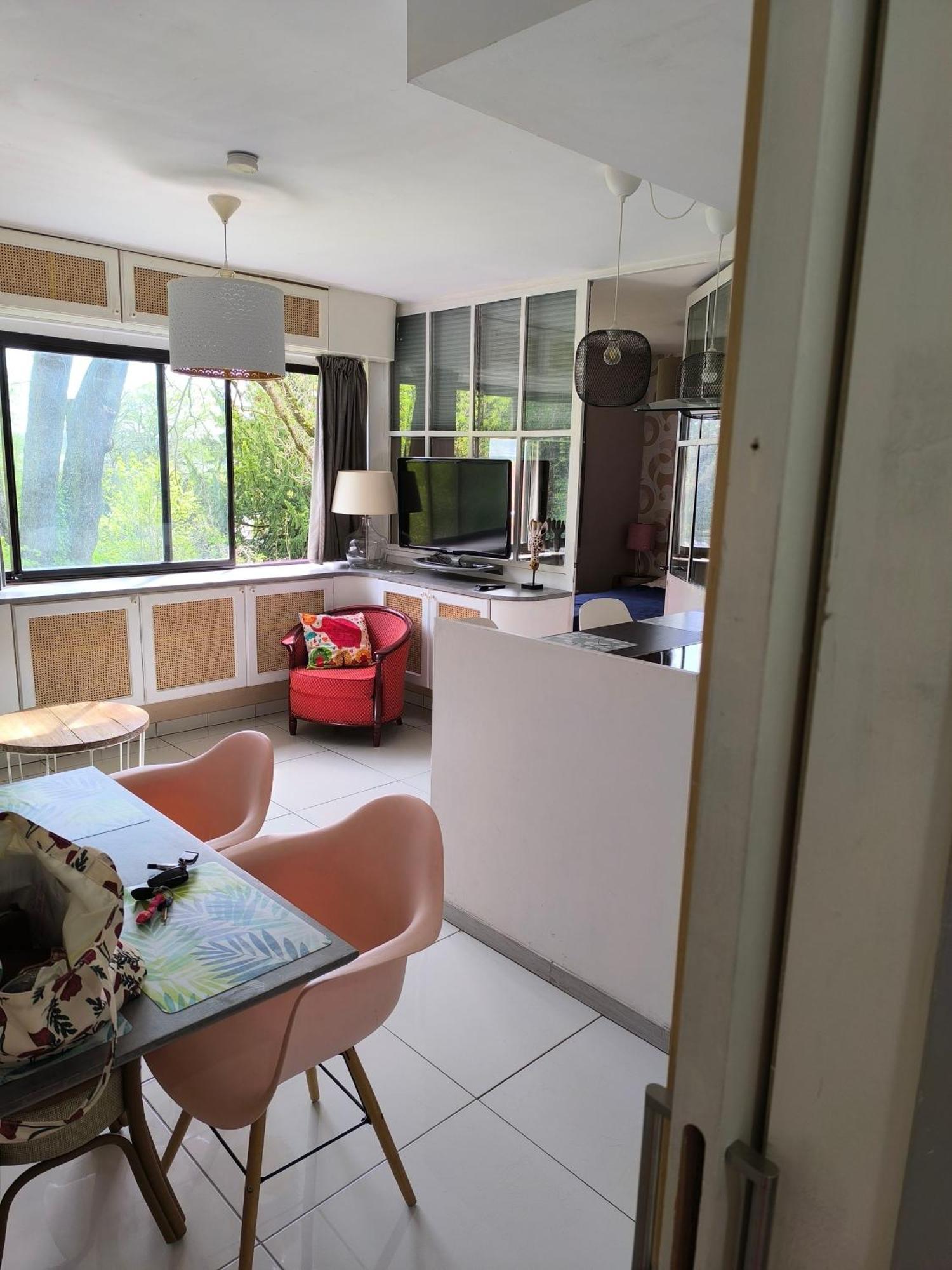 Liege Centre 6 Rue Montagne Sainte Walburge, 4000 Liege, Pour 2 Pers A 3 Minutes De La Gare St Lambert Appartement Buitenkant foto